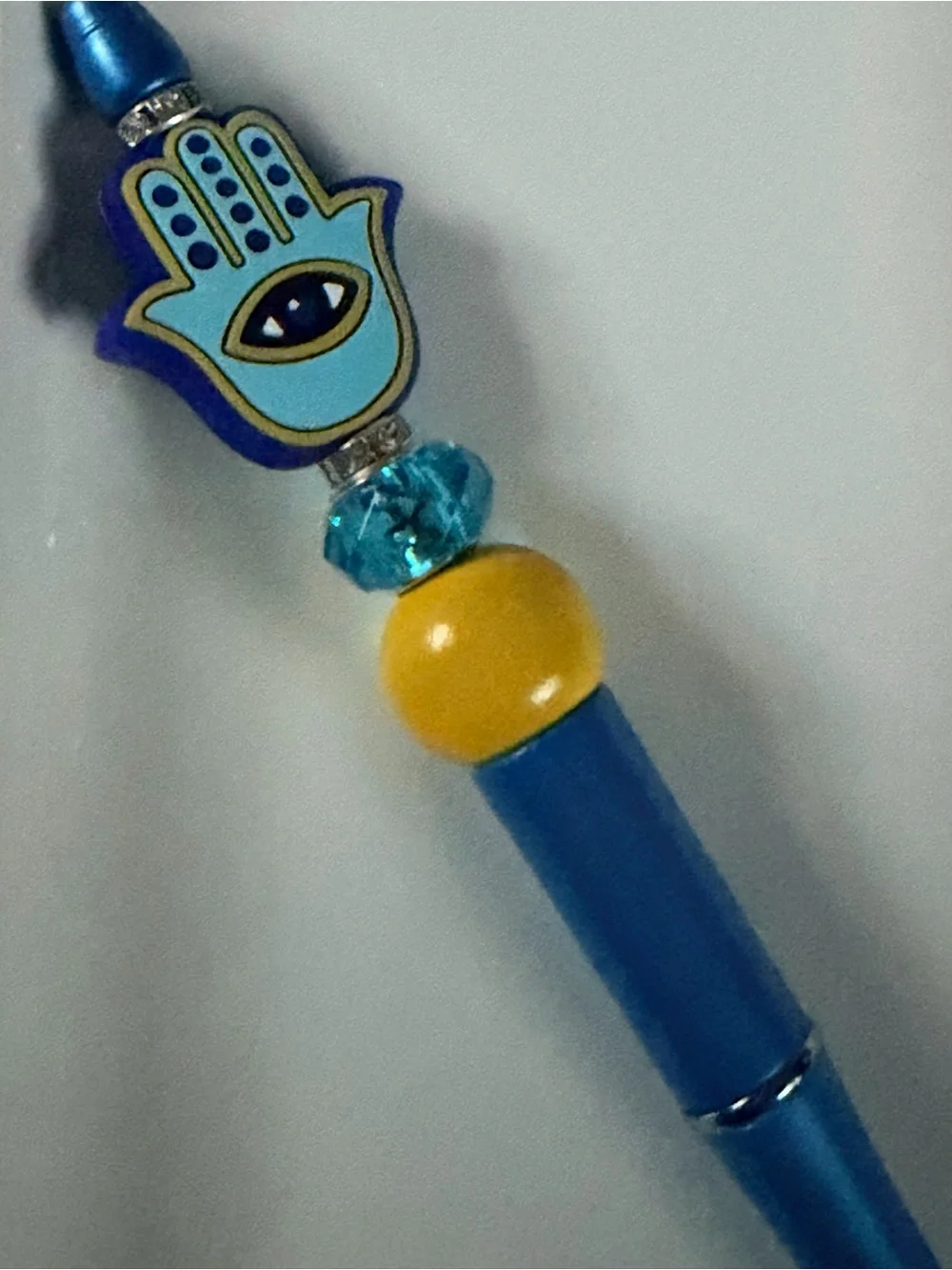 BEADED PEN
